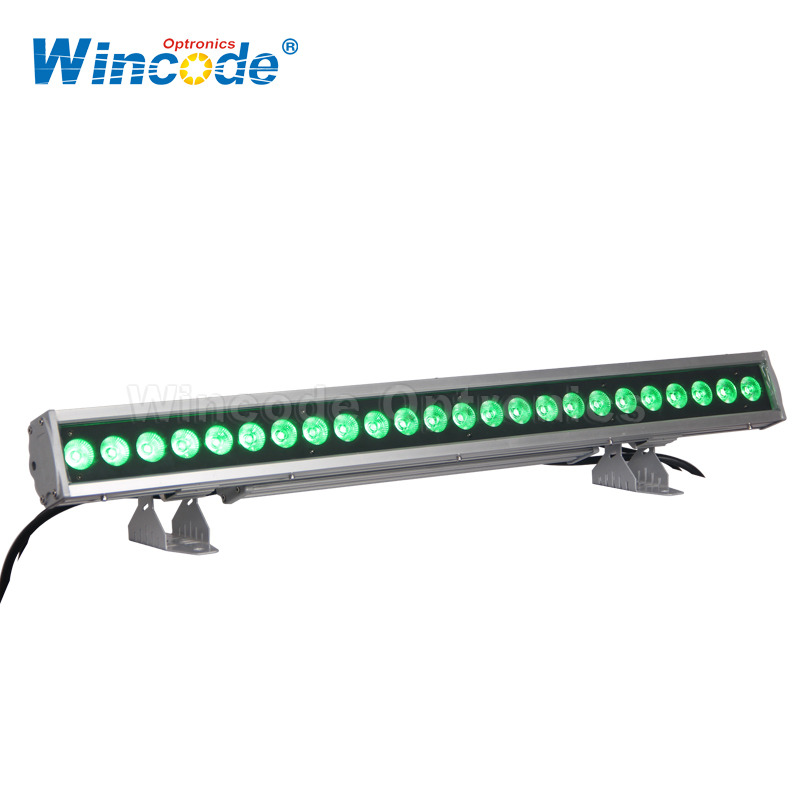 24 × 10 W RGBW 4-in-1-LED-Wandfluter für den Außenbereich